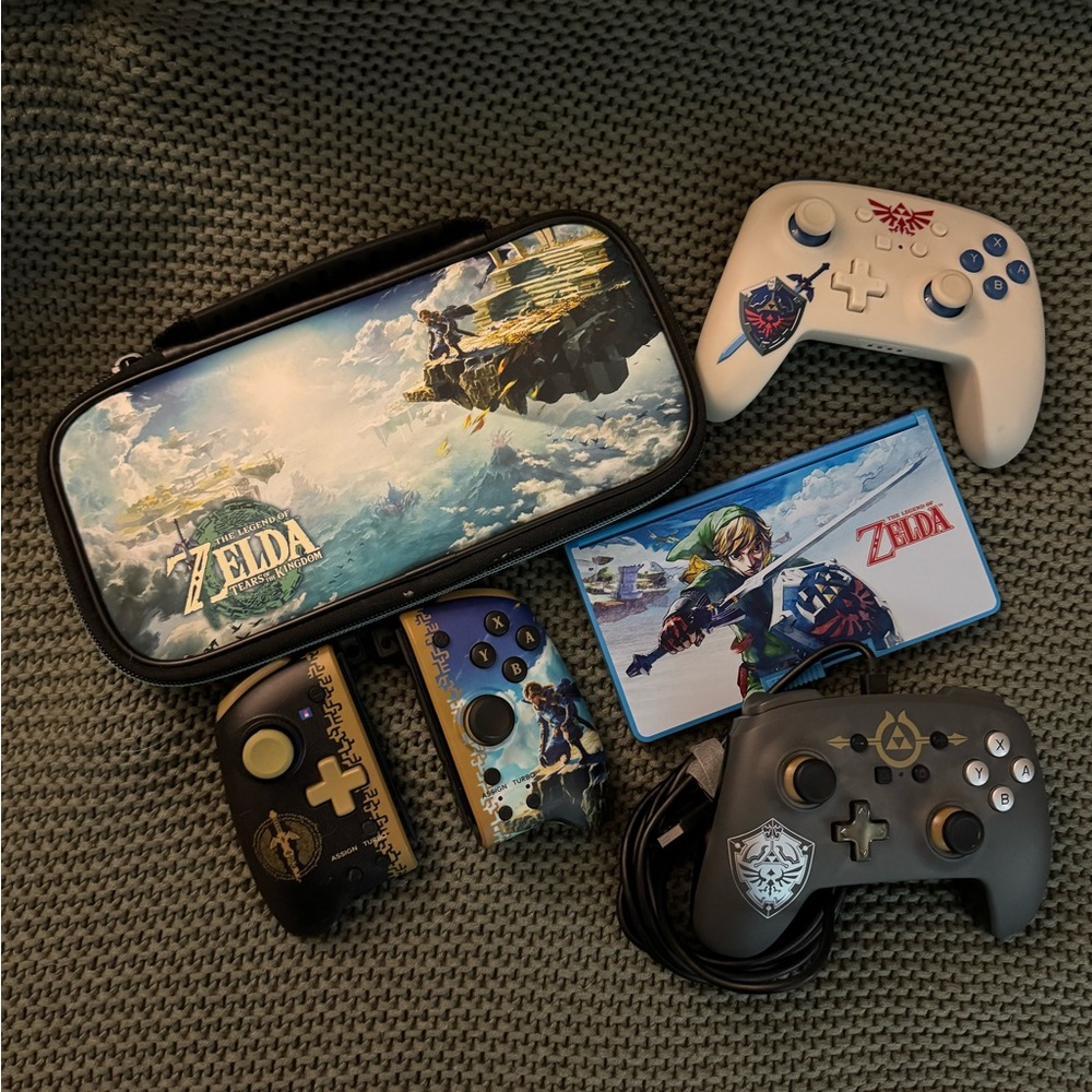 Zelda Nintendo Switch Accessory Bundle Lot